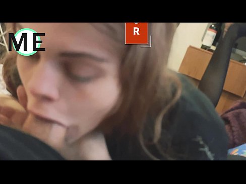 ❤️ Πούτσος στο λαιμό της, σκισμένο καλσόν και σκισμένα τακούνια ️ Ανώμαλο πορνό ❌❤